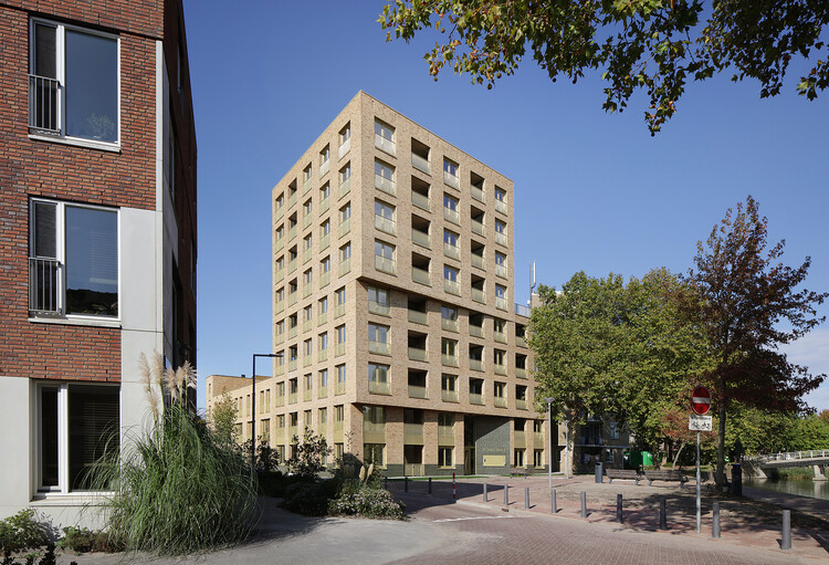 De Hartenrust Residential Building / van Bergen Kolpa architects - Exterior Photography, Facade