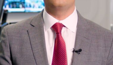 US economy unexpectedly loses 92,000 jobs in February - CNN