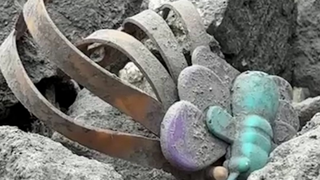 117952_IsobelSiteOfStrike_thumbnail CLEAN.jpg