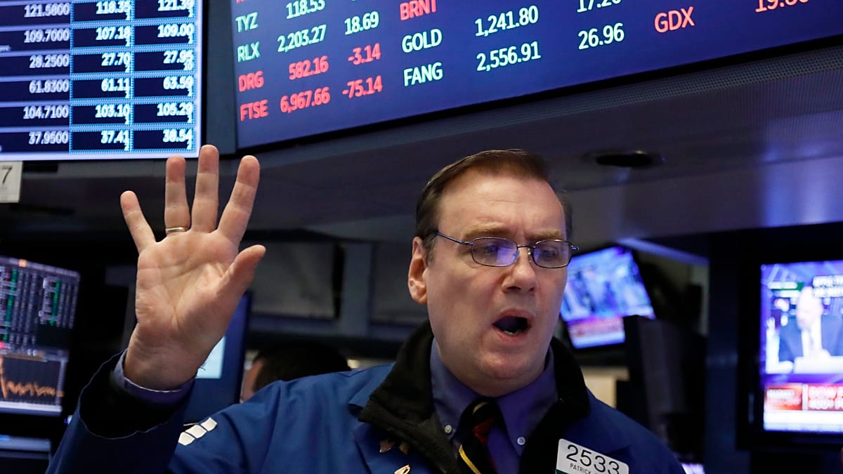 European stocks dip as Gulf exchanges stay shut following Iran strikes