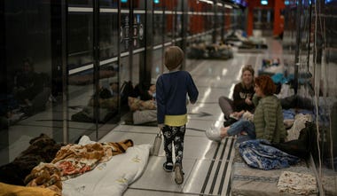 מרחב מוגן ב תחנת ה רכבת הקלה ב תל אביב
מקלטים מקלט
עורף
מבצע שאגת הארי
Epic Fury
מלחמה אירן ישראל
התקפה מאיראן / על איראן
מתקפת טילים  טיל
נפילה 
נפילת 
נפילות
מטח
נזק נזקים
פגיעה פגיעות
נפגע 
נפגעים
הרס בניינים בתים
הריסות
חורבן
בניין מבנה
זירה זירות
מתקפת טילים  
שיגור שיגורים
תקיפה
 
מלחמה של ישראל עם איראן 2026