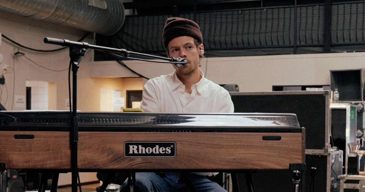 Harry Styles On SNL Can Redeem Him From Serious Press Tour