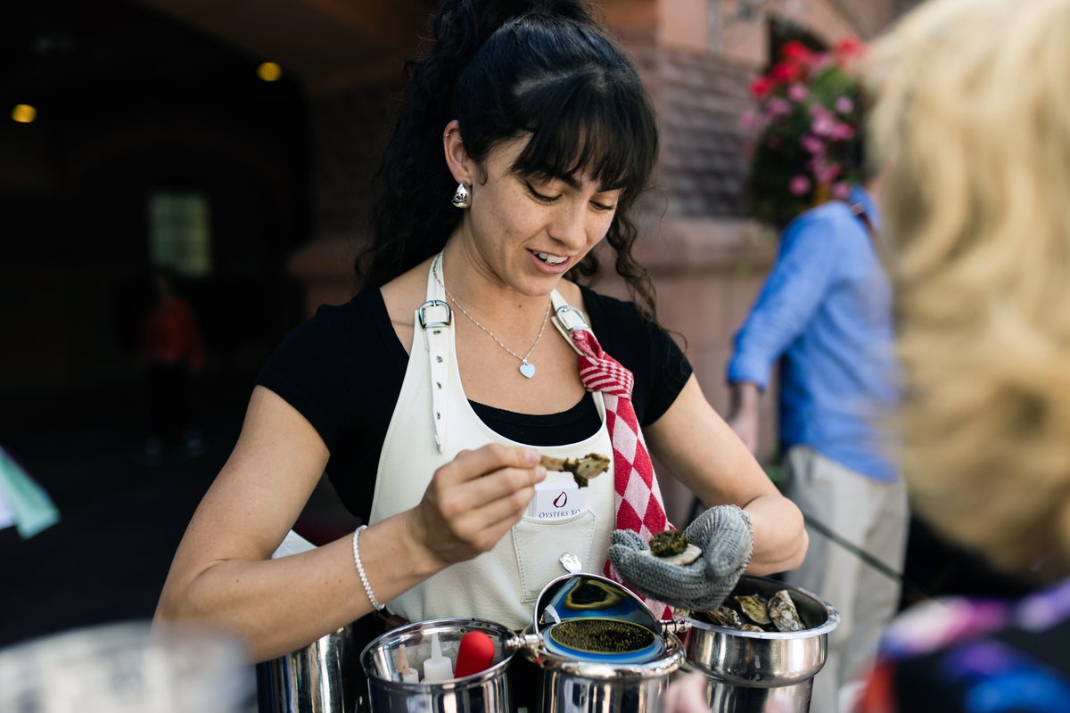 A nutritionist explains what to eat if you’re not feeling well