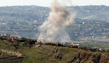 Israel orders military to seize new positions in Lebanon