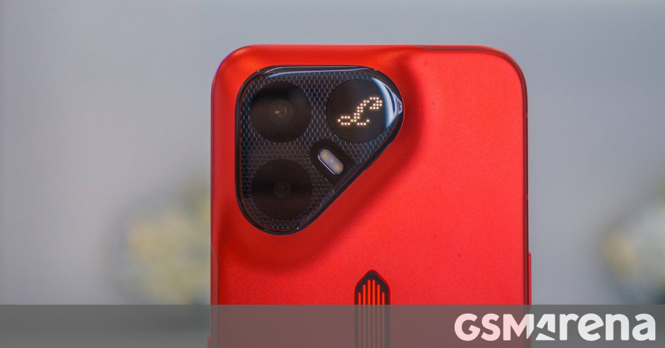 Tecno Pova Metal Tonino Lamborghini Edition hands-on