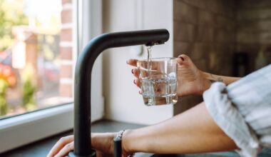 People who drink water when they wake up in morning urged to do one thing