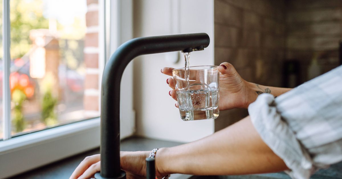 People who drink water when they wake up in morning urged to do one thing