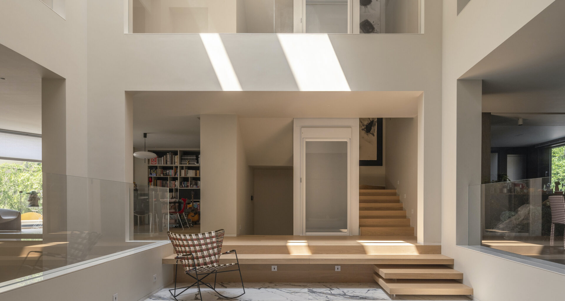 House of Porous / MAT Office