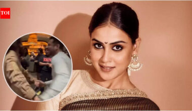 Genelia and Riteish Deshmukh groove with birthday boy Fardeen Khan to ‘Kambakht Ishq’: 'FK...we love you' - WATCH |