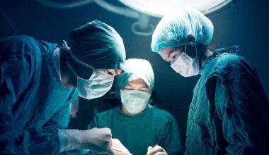 Trump backs healthcare price transparency plan to cut medical costs