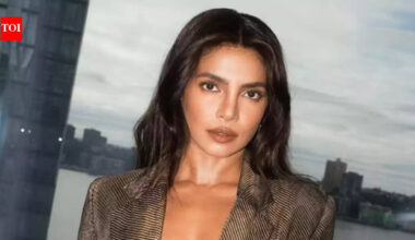 Priyanka Chopra: 'I don't like living in s***,' says Priyanka Chopra on moving from Hindi cinema to Hollywood, took inspiration from Aishwarya Rai, Mindy Kaling | Hindi Movie News