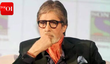 Amitabh Bachchan gets emotionaal as he mourns the loss of a ‘very dear friend’, says 'one by one they all leave' |