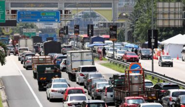 Malaysia to raise fuel subsidies more than fourfold to stabilize prices
