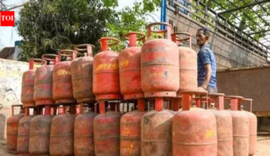 LPG Crisis in India Live Updates: 1,483 locations in Lucknow raided to check black marketing of cylinders