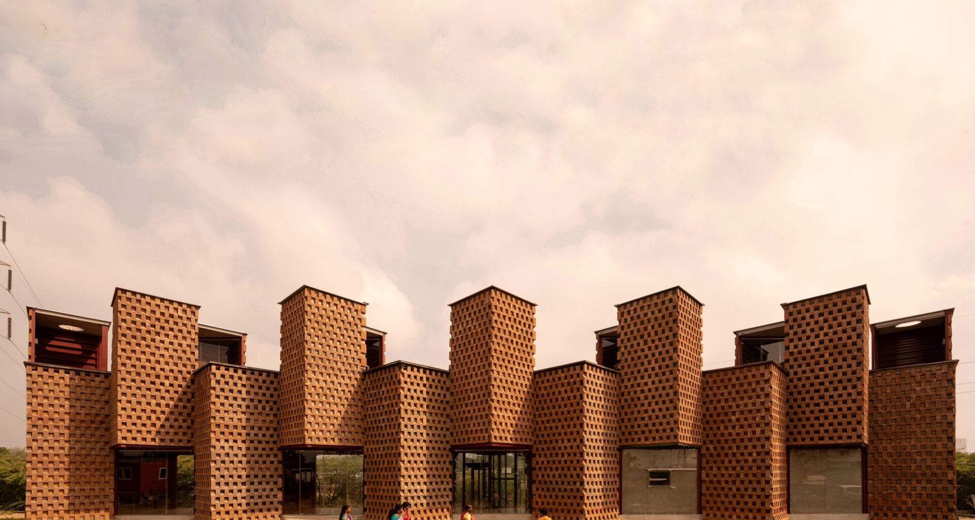 Petti Restaurant / Wallmakers | ArchDaily