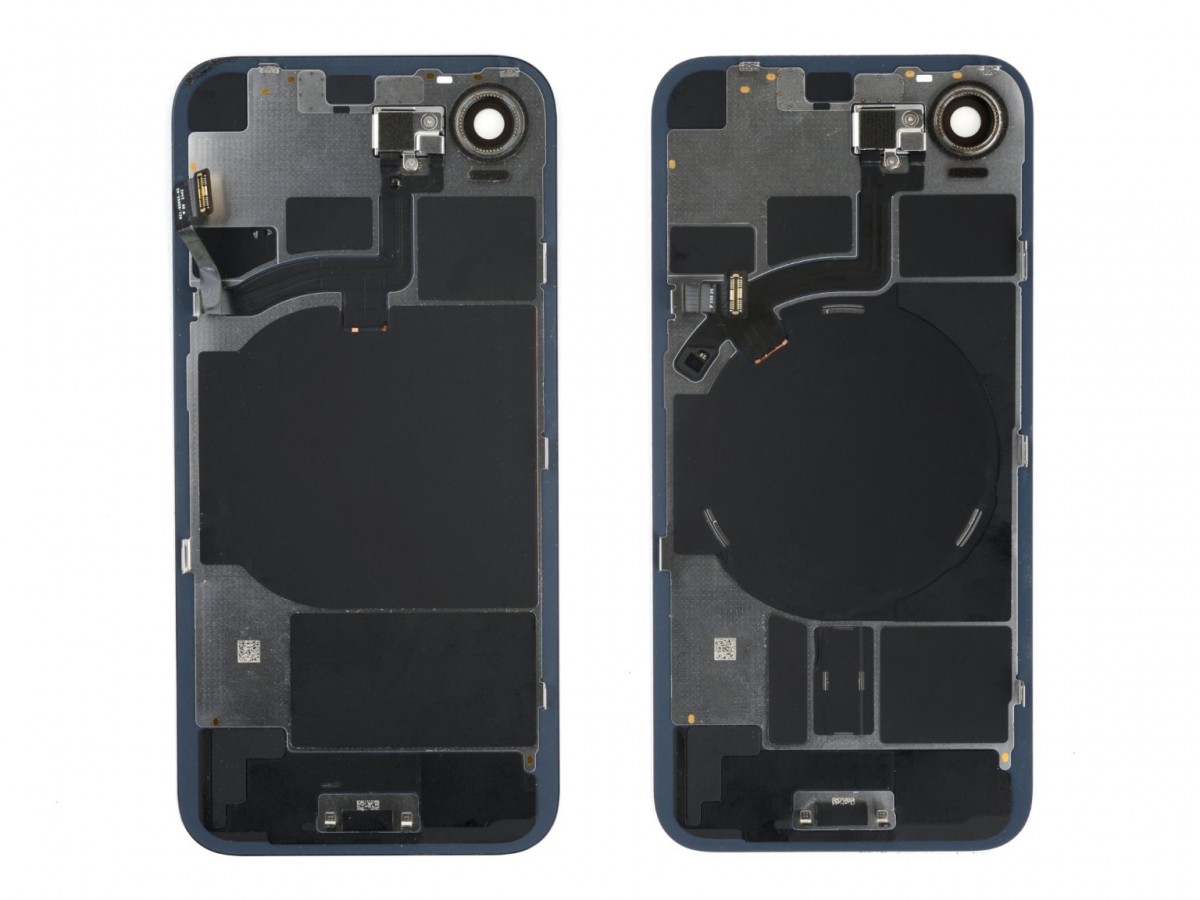 iPhone 16e (left) and iPhone 17e (right)