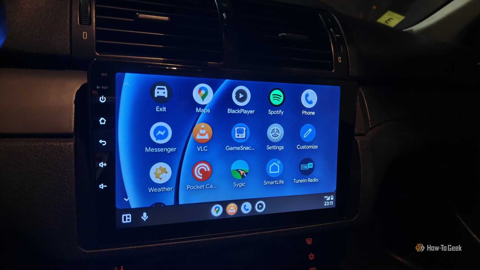 App drawer on Android Auto.