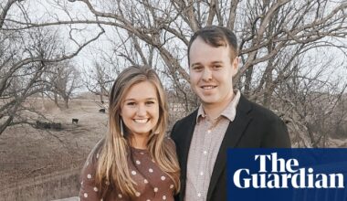 Arkansas police arrest Kendra Duggar on child abuse charges | Arkansas