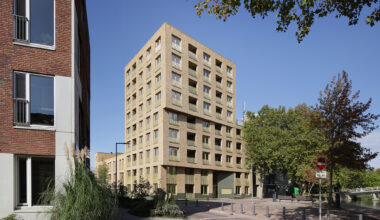 De Hartenrust Residential Building / van Bergen Kolpa architects