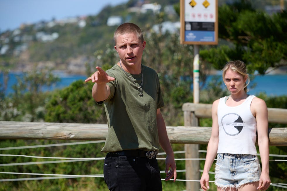 holden dwyer and lacey miller in home and away