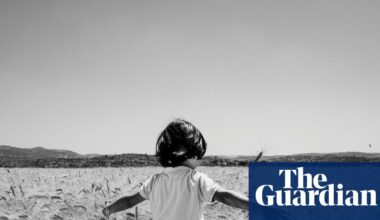 Chickens, train surfers and Marilyn Monroe: Magnum’s print sale – in pictures - The Guardian