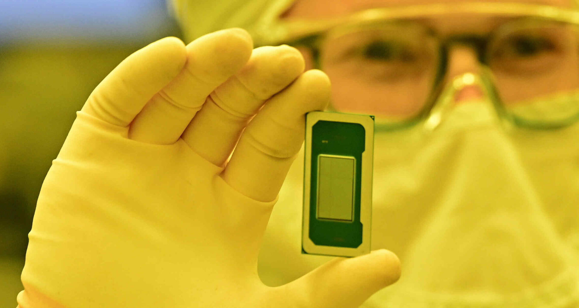 Supply crunch in Intel, AMD CPUs deals fresh blow to PC and server makers