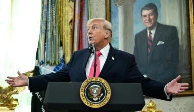 Oil prices slip, stocks rally as Washington, Tehran bicker over talks