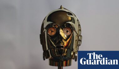 C-3PO head used in Star Wars sequel The Empire Strikes Back sells for more than $1m at auction | Movies