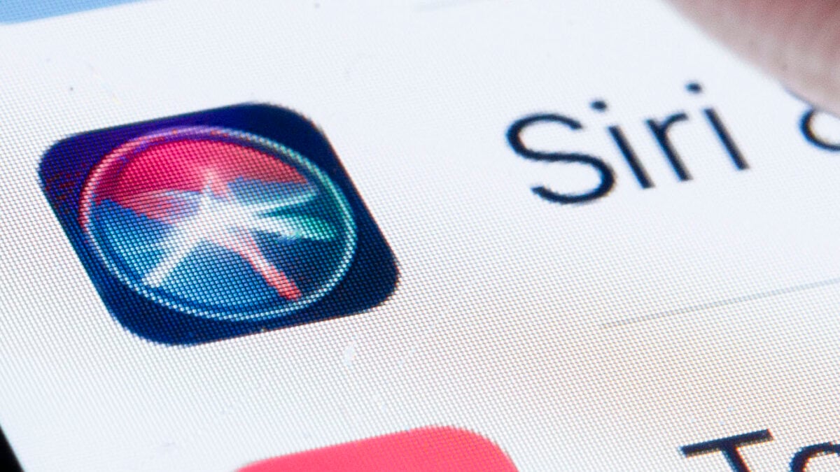 Apple's Siri Isn't Just Going to Use One Chatbot. It's Going to Use All of Them