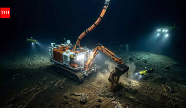 Japan finds a ‘rare earth giant’ 6000 meters below the ocean that could power the world for almost 700 years | World News