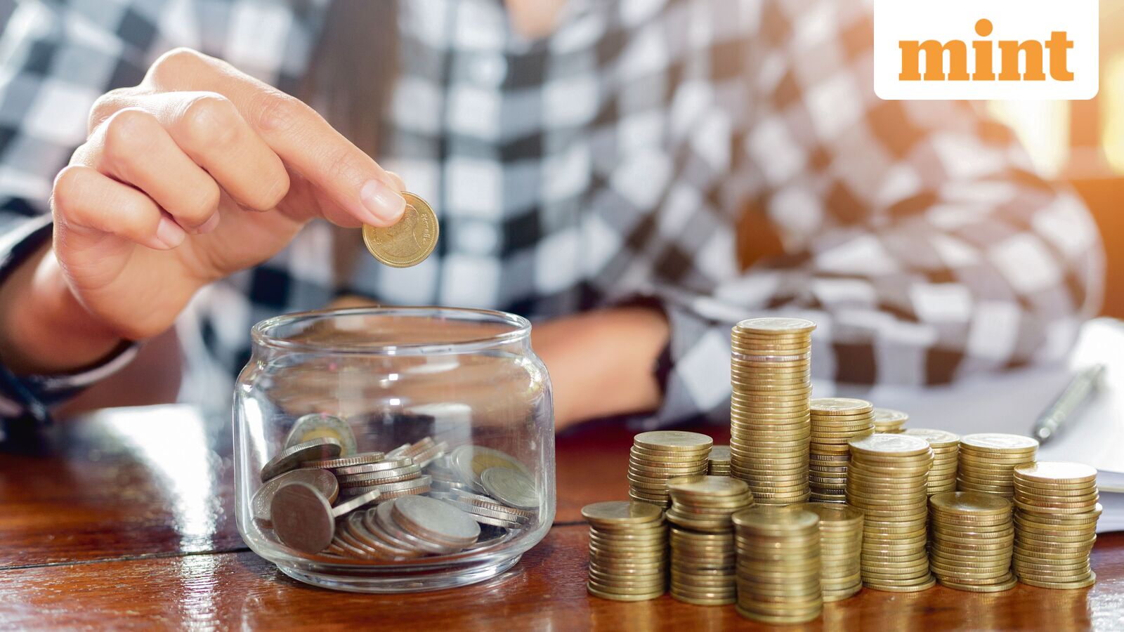 Don't want a health situation or sudden job loss to turn to financial crisis? Here's how to start an emergency fund