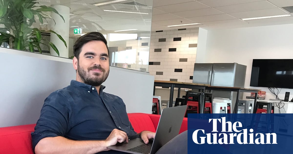 Australian households fear double whammy of rate hikes and higher petrol prices will lead to recession | Australian economy