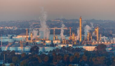 California hit by much higher oil prices as Iran war stresses refiners