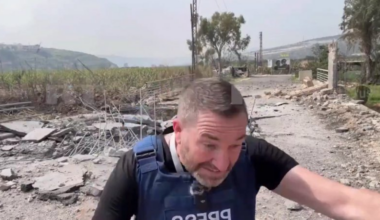 WATCH : Israeli missile hits near journalist in Lebanon