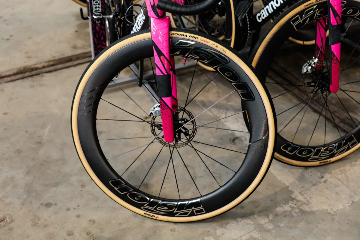 2026 Cannondale SuperSix Evo with Vision wheel and Vittoria tyre at Omloop Het Nieuwsblad.