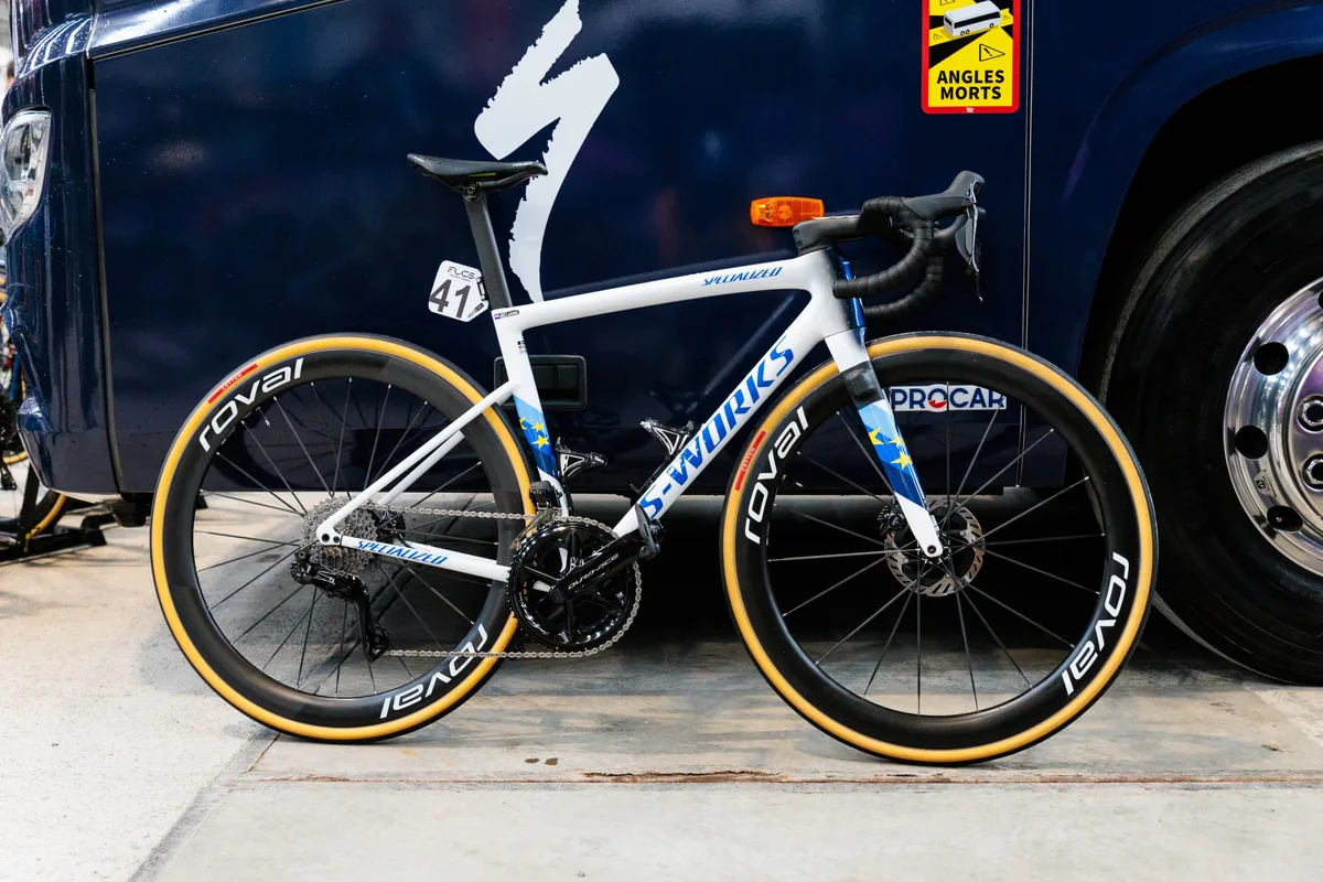 Demi Vollering Specialized S-Works Tarmac SL8 at 2026 Omloop Het Nieuwsblad