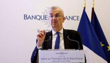 ECB will not be inactive or overreact, ready to act to stabilise inflation, Villeroy says