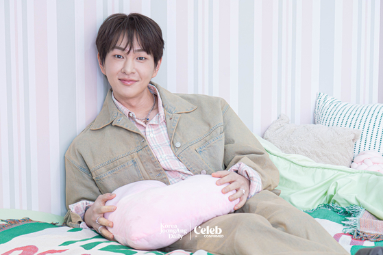 Onew during a press event for the release of his fifth EP “Tough Love,” at Yeonghwa 104 in Seongdong District on March 9 [DANIELA GONZALEZ PEREZ] 