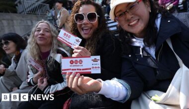 K-pop fans gather in Seoul for comeback show