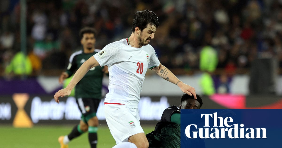 Sardar Azmoun reportedly left out of Iran squad for disloyalty to government | Iran