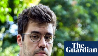 Hungary charges journalist after claims minister was in touch with Moscow | Hungary