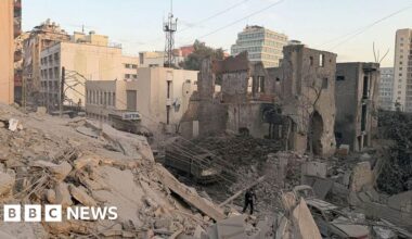 Israel strikes and destroys building in heart of Beirut - BBC