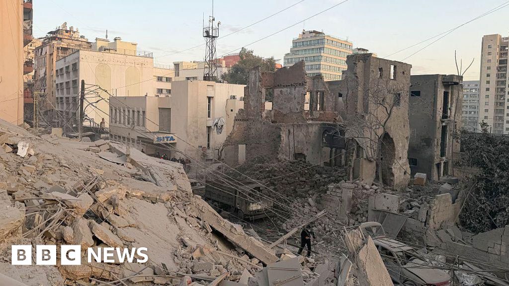 Israel strikes and destroys building in heart of Beirut - BBC