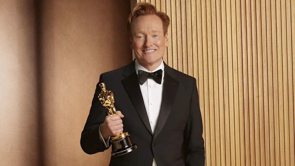  Conan O'Brien poses alongside an Oscar statuette for the 98th Academy Awards. 