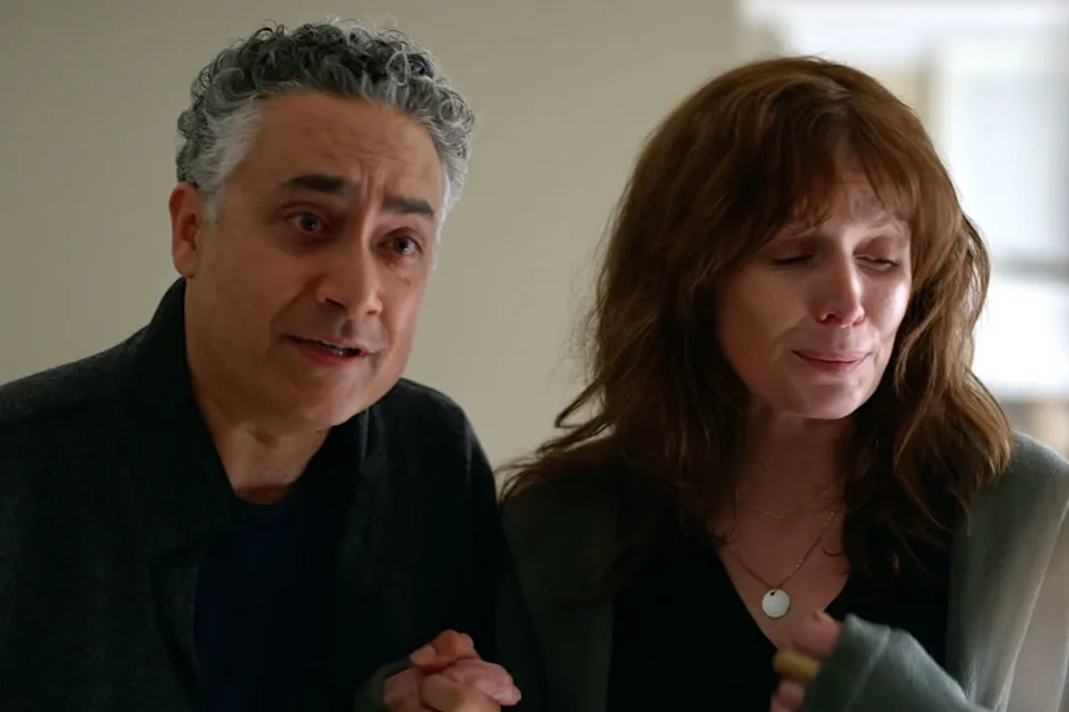 Alessandro Juliani, Lauren HammersleyCredit: Netflix