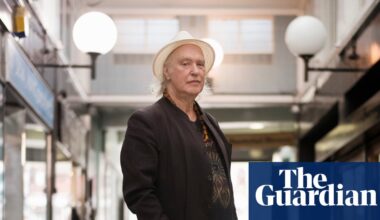 Kinks guitarist Dave Davies hits back at Moby for calling 1970 single Lola ‘gross and transphobic’ | Music
