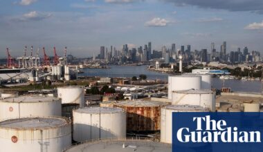 Australia lowers diesel standards in bid to increase supply as number of service stations running empty surges | Petrol prices
