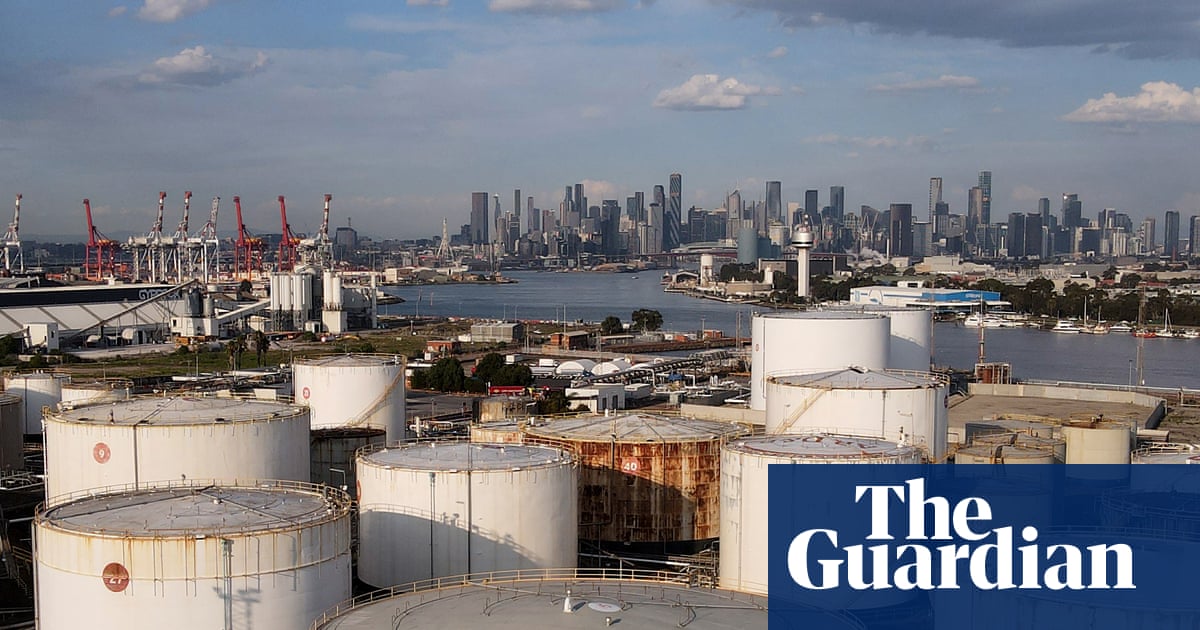 Australia lowers diesel standards in bid to increase supply as number of service stations running empty surges | Petrol prices