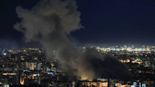 Israel bombs southern Beirut after ordering residents to flee｜Arab News Japan