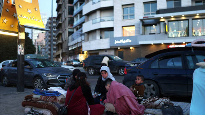 How Israel-Hezbollah war is displacing hundreds of thousands and pushing Lebanon toward humanitarian disaster｜Arab News Japan